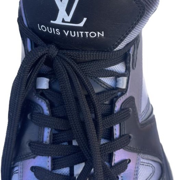 Only 3-4 used shoes - Picture 2 of 4